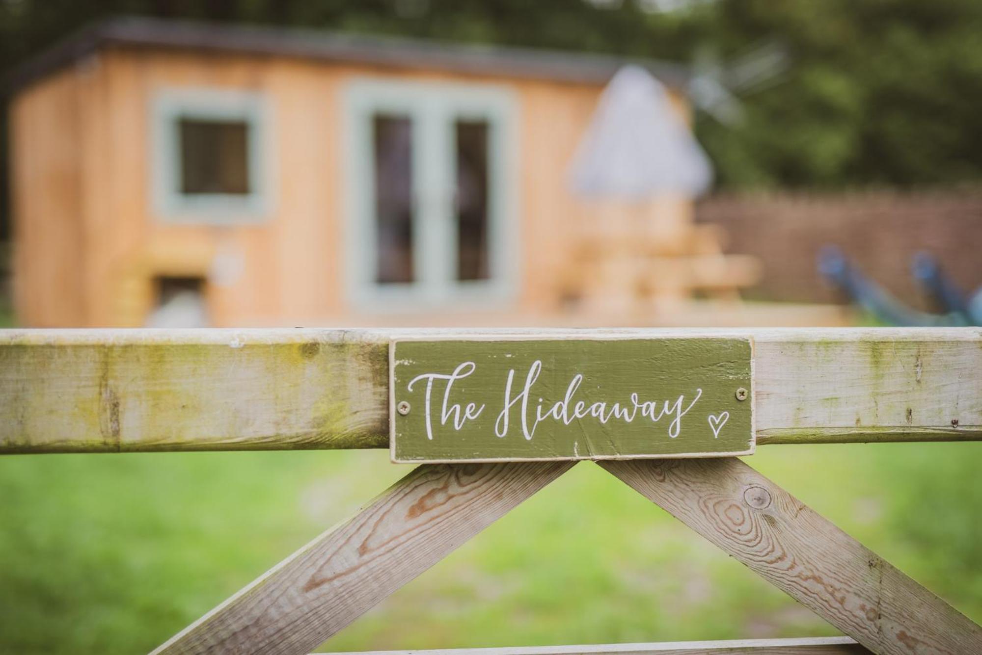 Hotel The Hideaway At Hiddenwood Glamping Corsley Zewnętrze zdjęcie