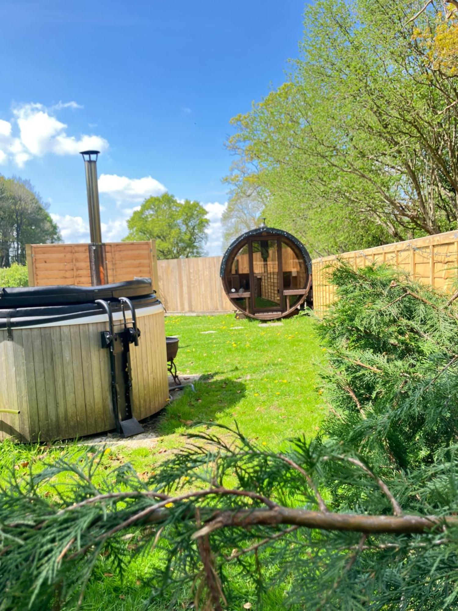 Hotel The Hideaway At Hiddenwood Glamping Corsley Zewnętrze zdjęcie